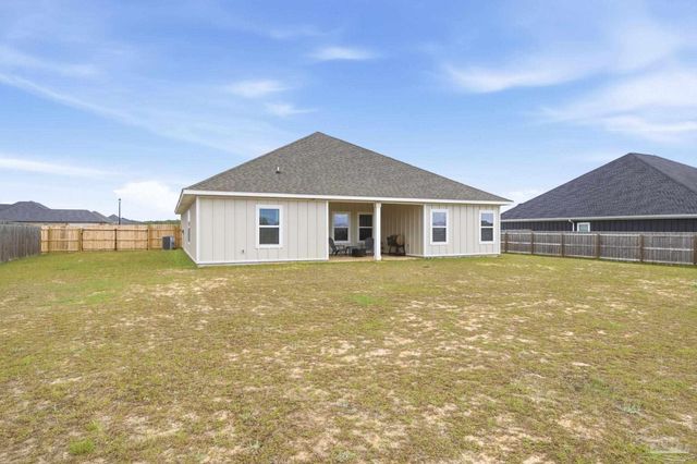 2619 Ten Mile Rd, Pace, FL 32571