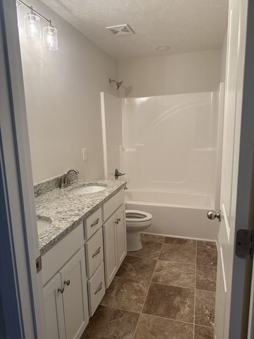 3176 Dusenburg Dr, Christiana, TN 37037