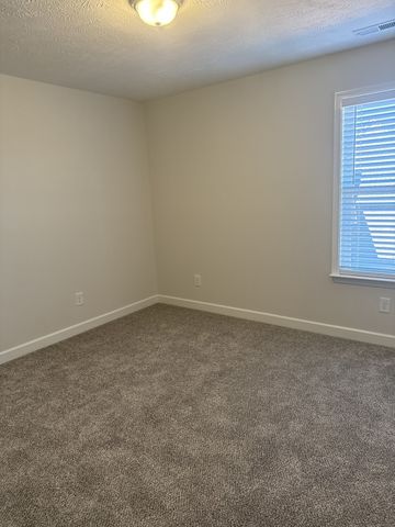 3176 Dusenburg Dr, Christiana, TN 37037