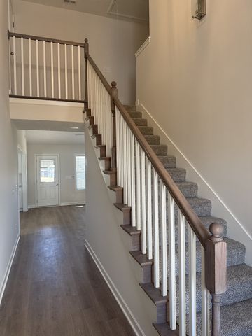 3176 Dusenburg Dr, Christiana, TN 37037