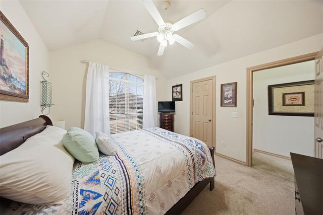 10917 NW 118th Street, Yukon, OK 73099