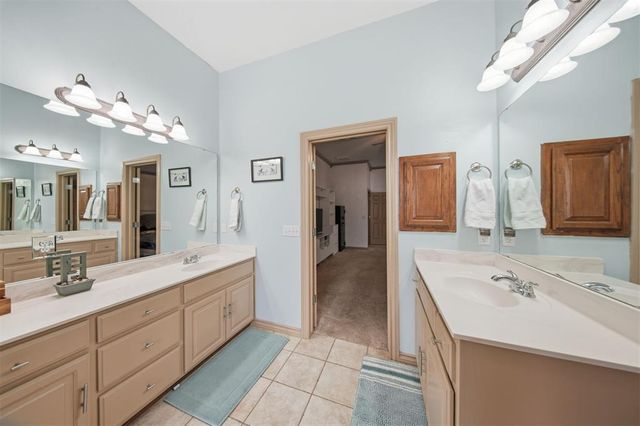 10917 NW 118th Street, Yukon, OK 73099