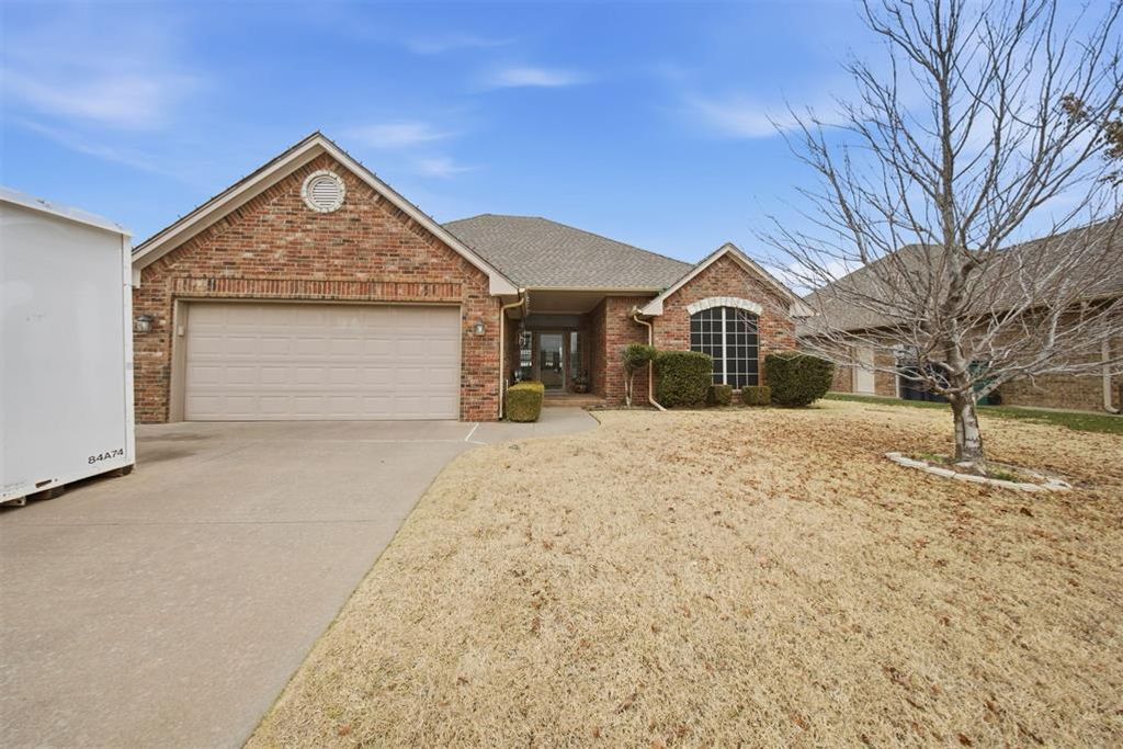 10917 NW 118th Street, Yukon, OK 73099
