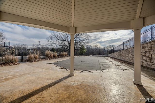 23350 Franklin Road, Lebanon, MO 65536