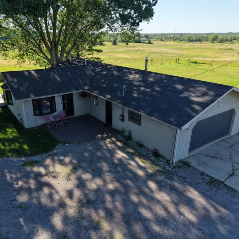 11717 N Whiteville Road, Farwell, MI 48622