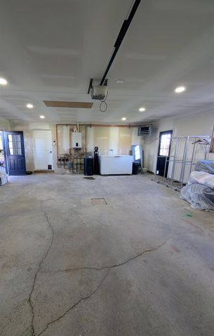 11717 N Whiteville Road, Farwell, MI 48622