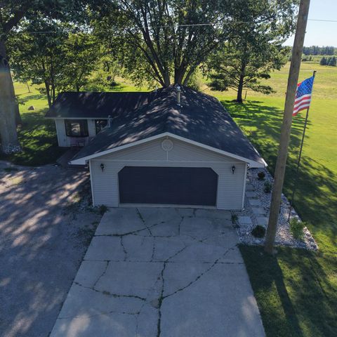 11717 N Whiteville Road, Farwell, MI 48622