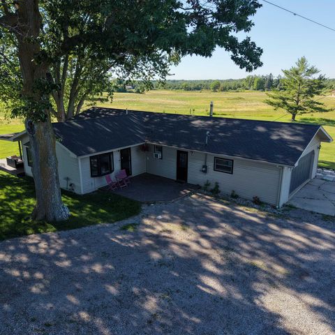11717 N Whiteville Road, Farwell, MI 48622