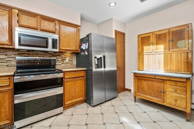 25 Hope Rd, Liberty Twp., NJ 07838