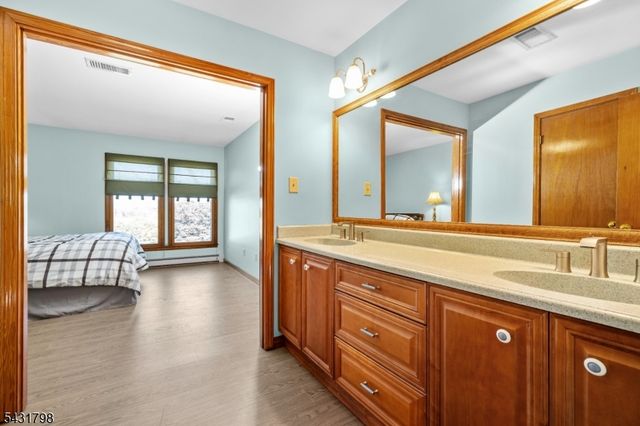 25 Hope Rd, Liberty Twp., NJ 07838
