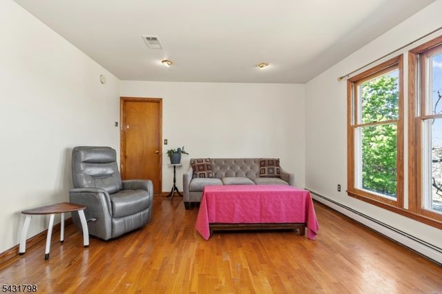 25 Hope Rd, Liberty Twp., NJ 07838