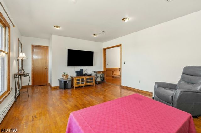 25 Hope Rd, Liberty Twp., NJ 07838