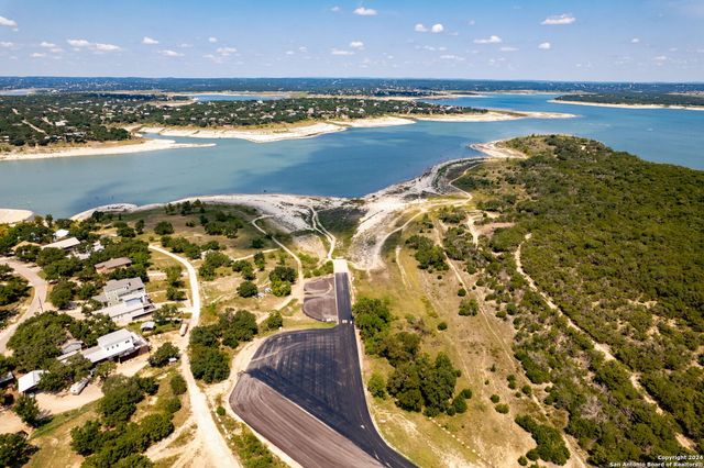 1381 HILLCREST FRST, Canyon Lake, TX 78133