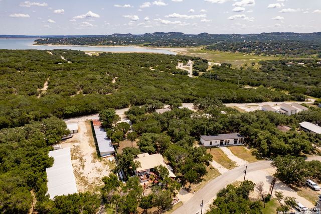 1381 HILLCREST FRST, Canyon Lake, TX 78133