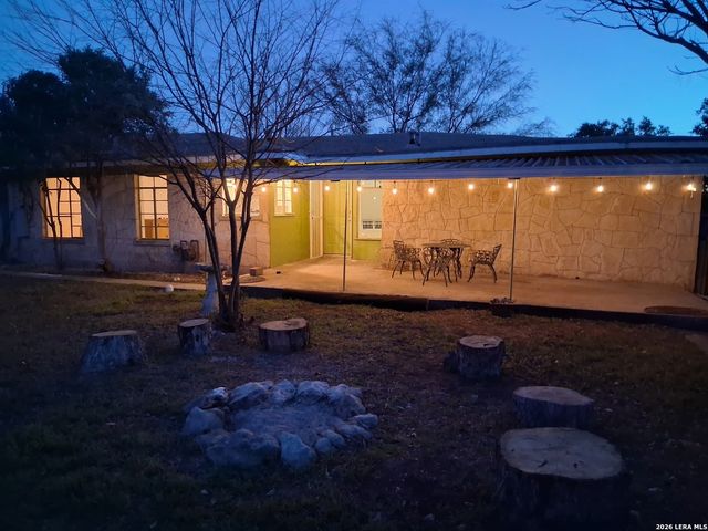 133 BEVERLY DR, San Antonio, TX 78201