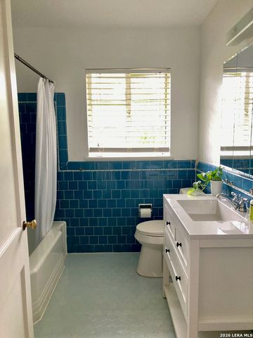 133 BEVERLY DR, San Antonio, TX 78201