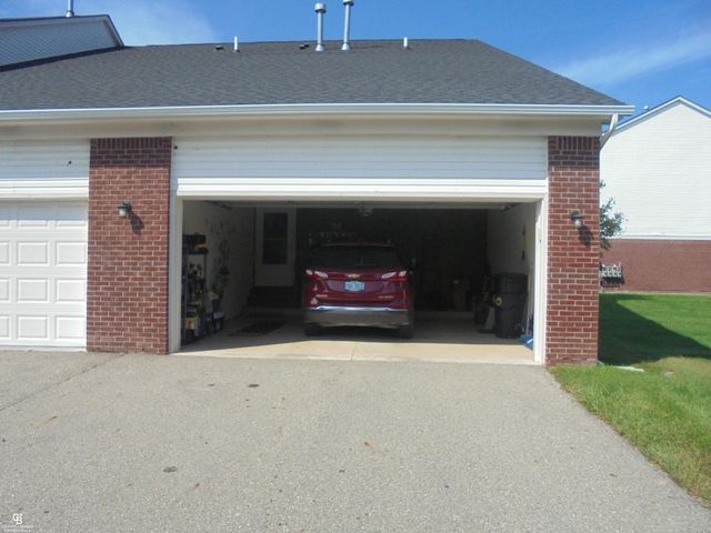 29260 Philadelphia Drive Unit 55, Chesterfield, MI 48051