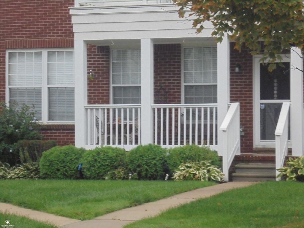 29260 Philadelphia Drive Unit 55, Chesterfield, MI 48051