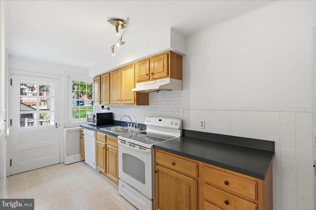 357 ATKINS AVE, Lancaster, PA 17603