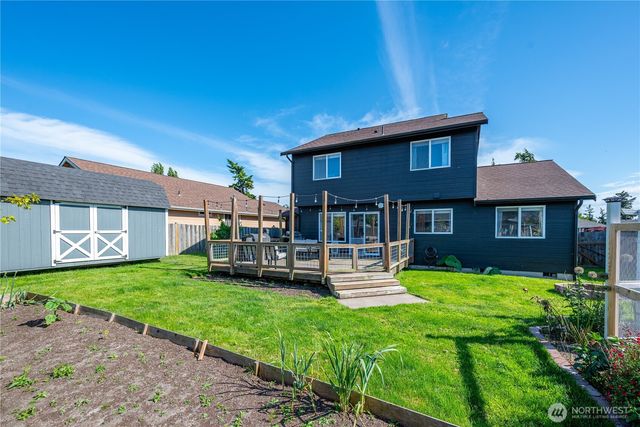 1560 SW 9TH Avenue, Oak Harbor, WA 98277