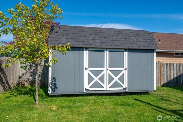 1560 SW 9TH Avenue, Oak Harbor, WA 98277
