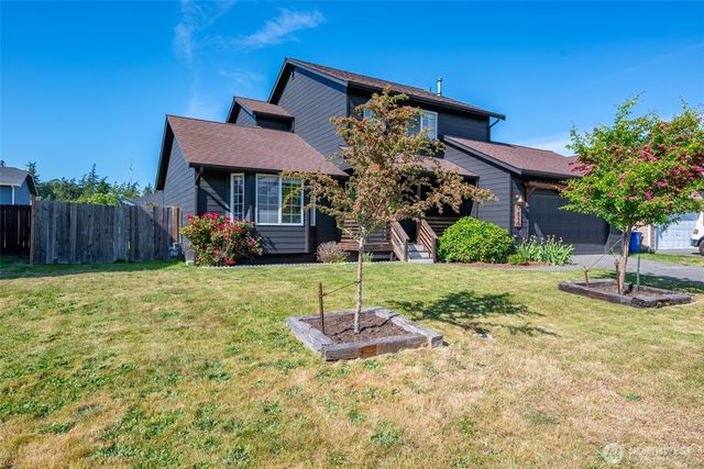 1560 SW 9TH Avenue, Oak Harbor, WA 98277