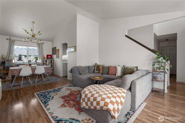 1560 SW 9TH Avenue, Oak Harbor, WA 98277