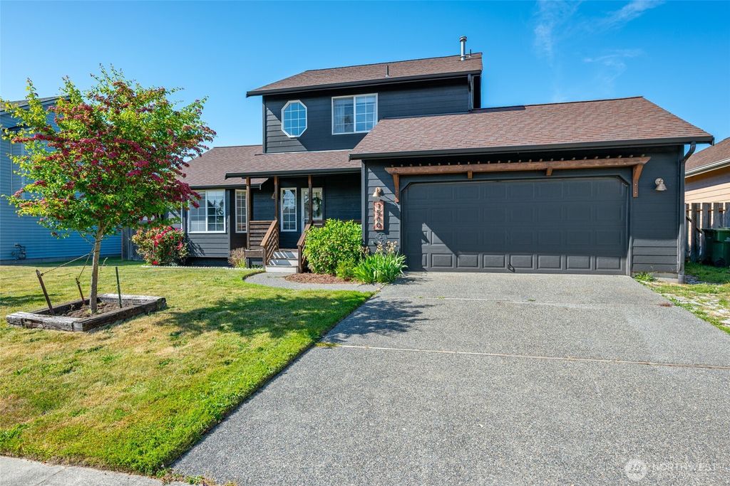 1560 SW 9TH Avenue, Oak Harbor, WA 98277