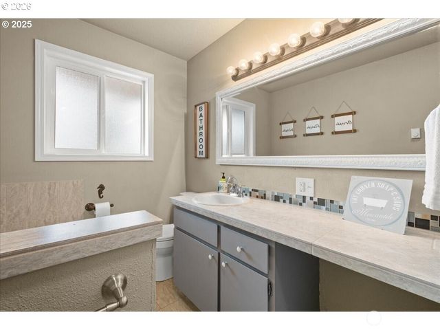 1415 Sightly Road, Toutle, WA 98649