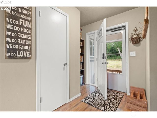 1415 Sightly Road, Toutle, WA 98649