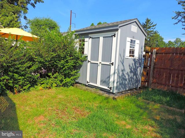 309 DARTMOUTH AVE, Swarthmore, PA 19081