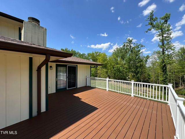 21506 Plantation Road, Bristol, VA 24202