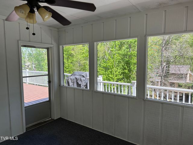 21506 Plantation Road, Bristol, VA 24202