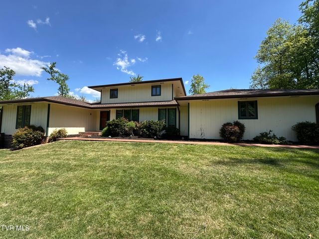 21506 Plantation Road, Bristol, VA 24202