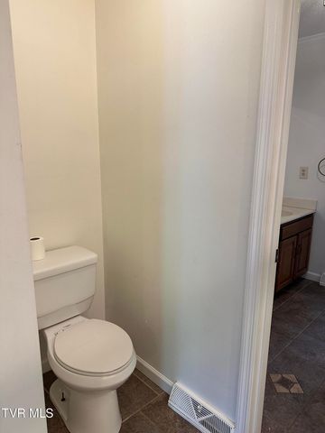 21506 Plantation Road, Bristol, VA 24202