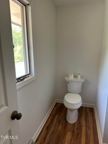 21506 Plantation Road, Bristol, VA 24202