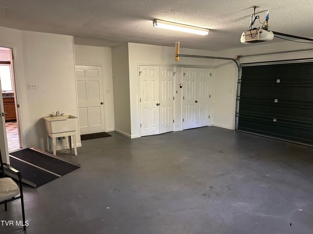 21506 Plantation Road, Bristol, VA 24202