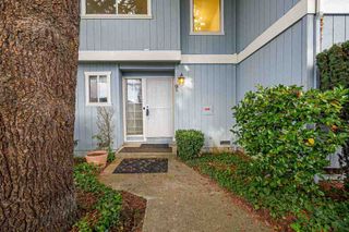 20115 Redwood Rd 9, Castro Valley, CA 94546