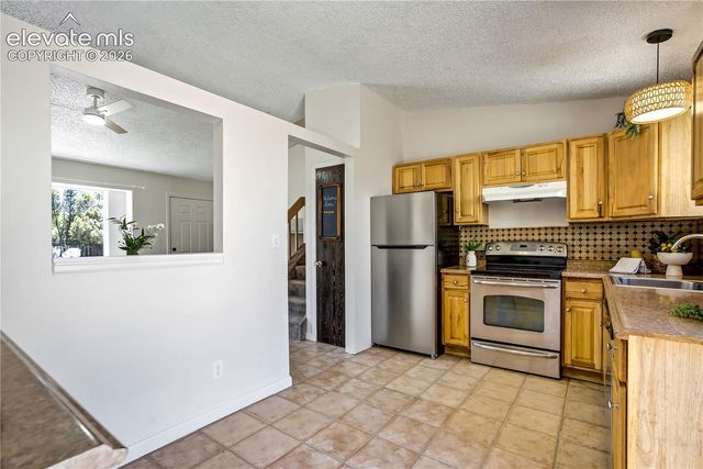 5270 N Nolte Drive, Colorado Springs, CO 80916
