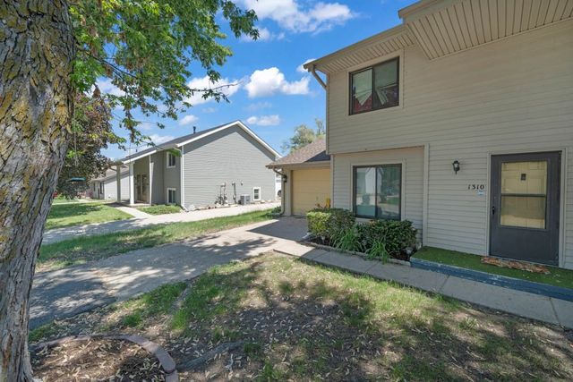 1308 Idaho Avenue, Ames, IA 50014