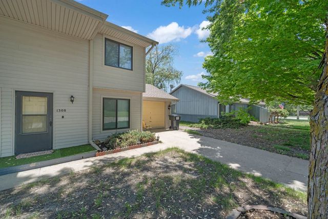 1308 Idaho Avenue, Ames, IA 50014