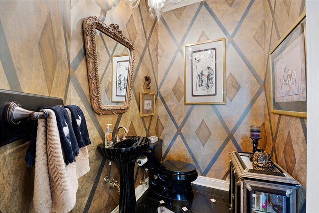 1 Rimrock Road, Russellville, AR 72802