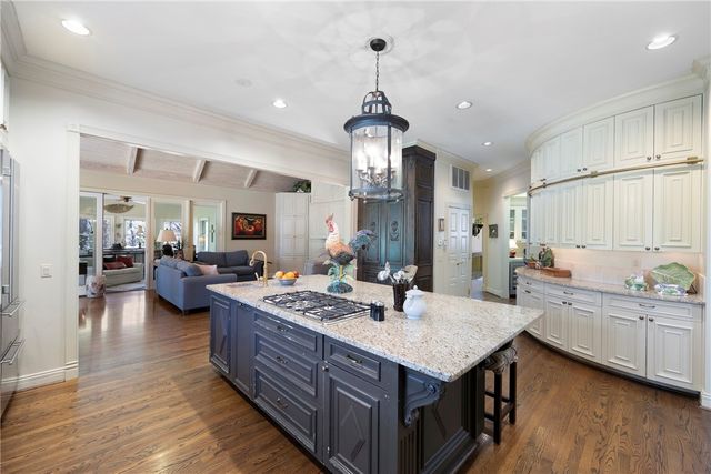 1 Rimrock Road, Russellville, AR 72802