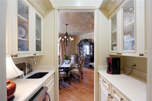 1 Rimrock Road, Russellville, AR 72802