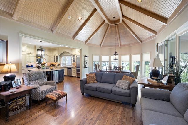 1 Rimrock Road, Russellville, AR 72802