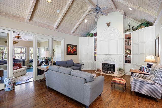 1 Rimrock Road, Russellville, AR 72802