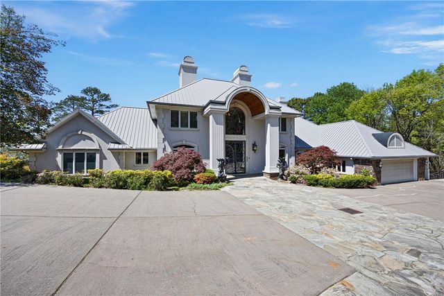 1 Rimrock Road, Russellville, AR 72802