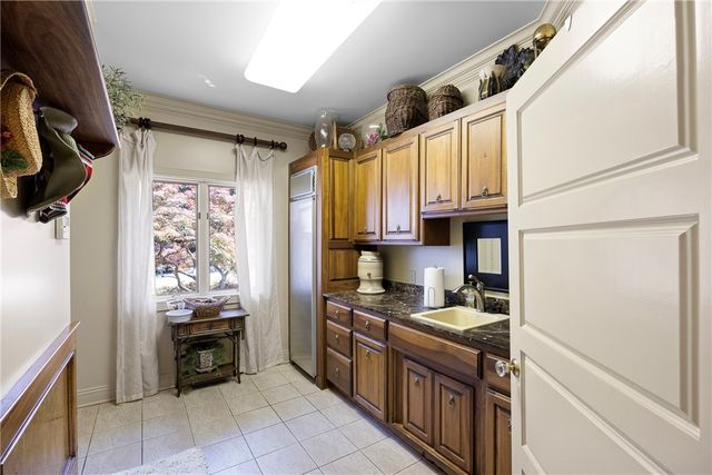 1 Rimrock Road, Russellville, AR 72802