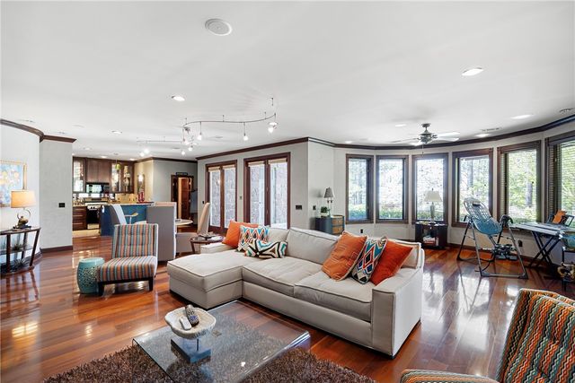 1 Rimrock Road, Russellville, AR 72802