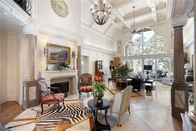 1 Rimrock Road, Russellville, AR 72802